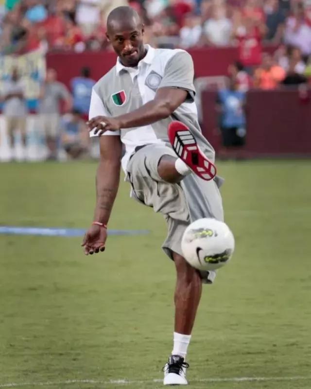 广厦男篮张帆末节绝杀山东