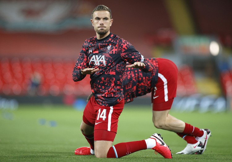 手感颇佳！乔治半场8中6轻取14分2抢断