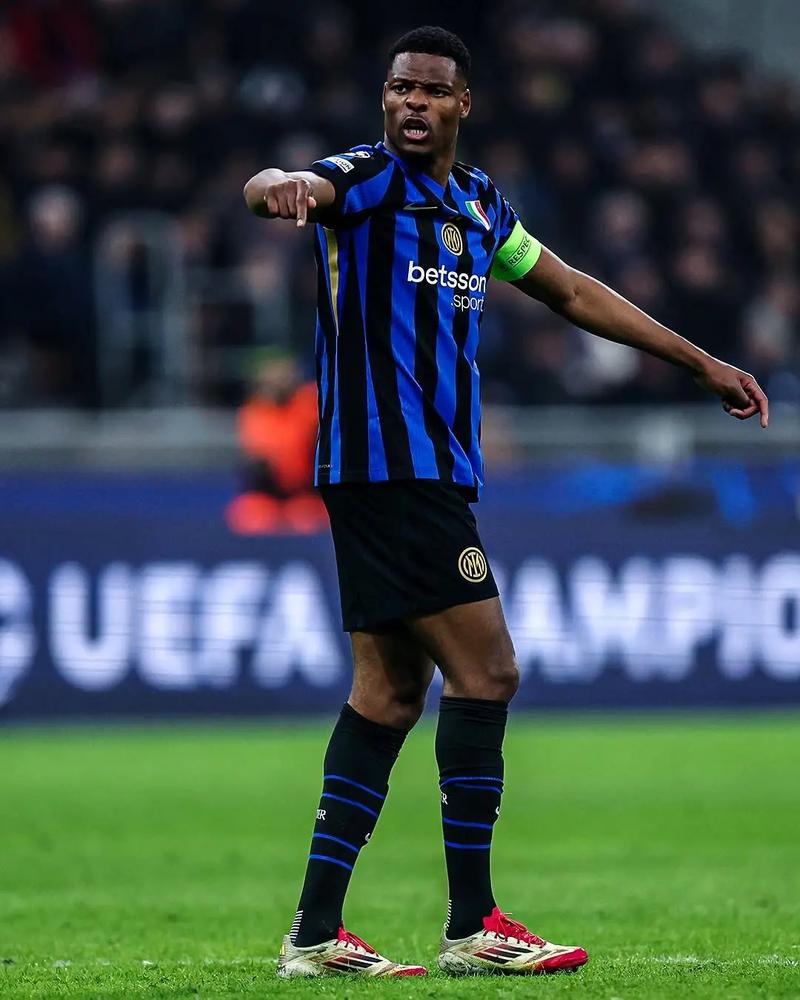 球队进攻空间拉满，对手无解