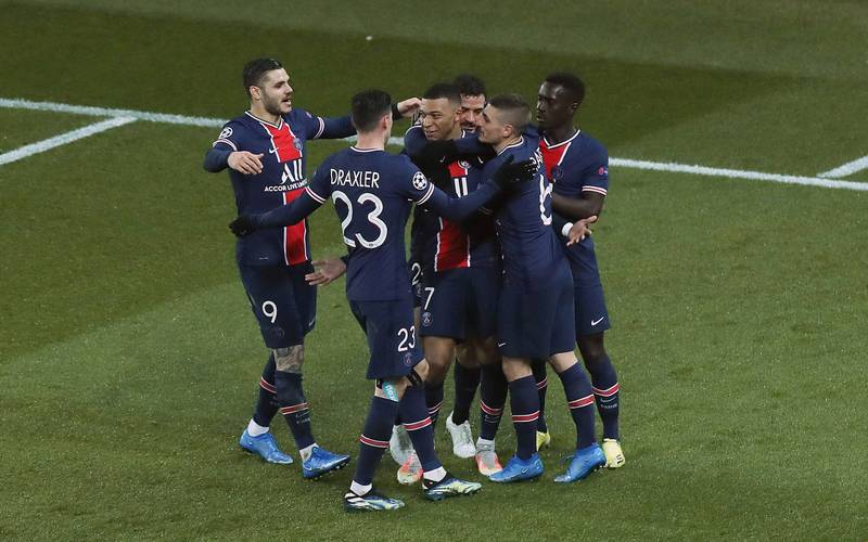 篮球火箭球队全员完成训练任务