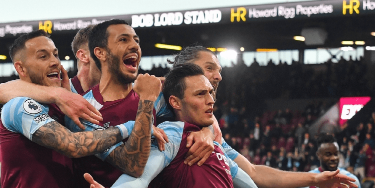 保罗被裁掉后，19年资深快船球迷愤怒脱粉，格里芬点赞