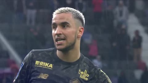 擅打硬仗！曼联对阵上半区球队豪取15分，位列英超球队之首