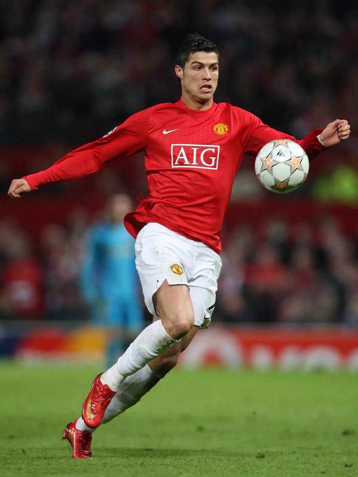 本赛季对阵意甲9强，仅垫底的佛罗伦萨输球场次比国米更多