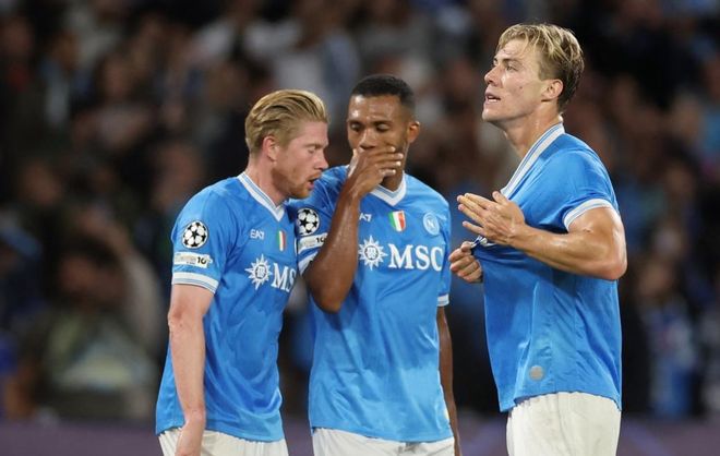 半场战报：拉齐奥1-0莱切，贡多齐建功